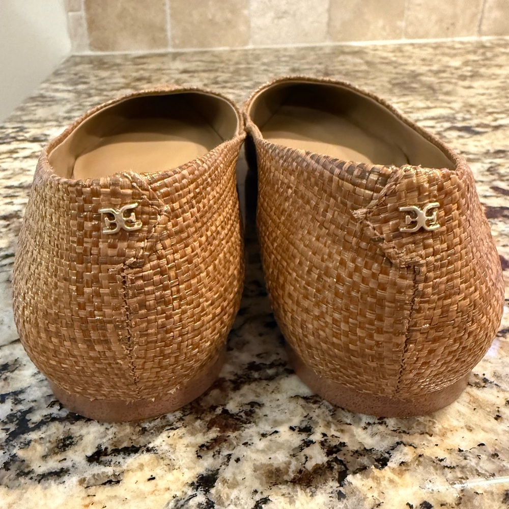 Sam Edelman Wanda Pointed Toe Flat in Beechwood - Picture 3 of 4